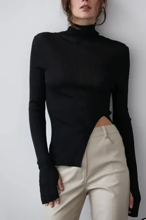 Kira Chic Turtleneck